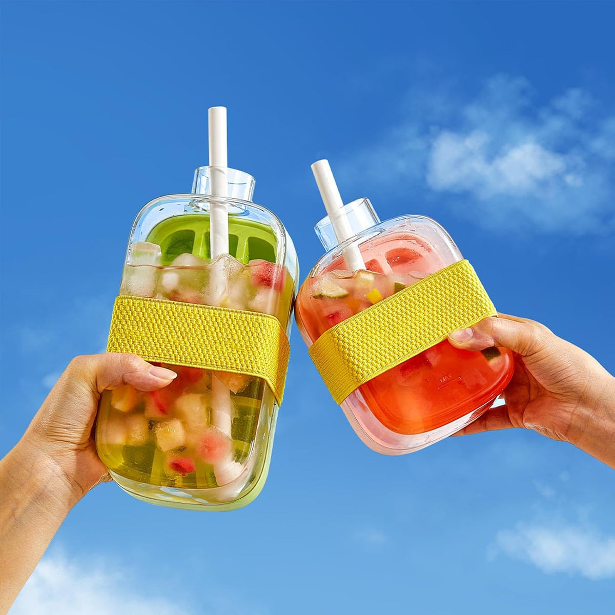 Ice Crush Cup,My Crush Cup,Ice Cube Bottle With Straw,Flexible Silicone Ice Molds Stick Tray Press Tray Bottle For Drink (White-500ml)